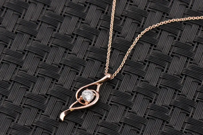 Iutopian Italina Rigant New Arrival Musical Note Pendant Necklace Colar With Austrian Crystal Stellux Cubic Zirconia