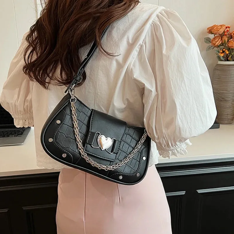 Uakiss Luxury Design Elegant Heart Chain Underarm Bag Fashion Office Lady Fairy Crossbody Bags Contrast Color Y2k Ins Shoulder Handbags